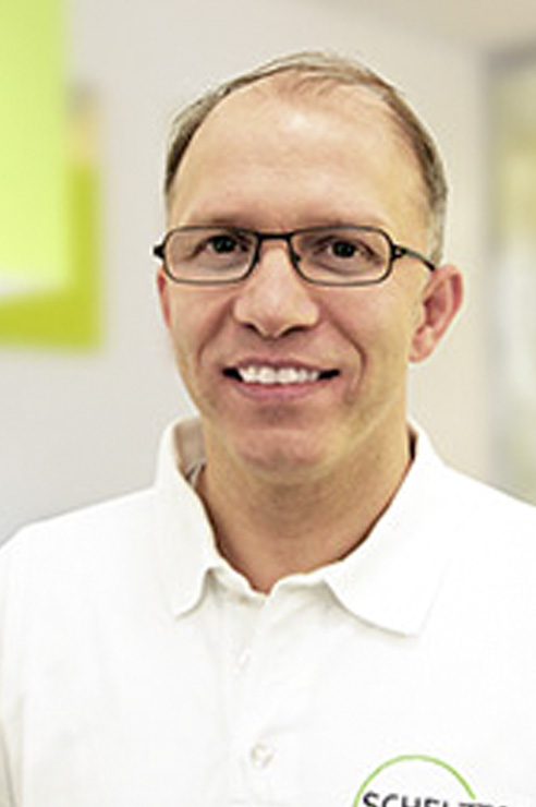 Dr. Hanefi Toprak Dr. Hanefi Toprak